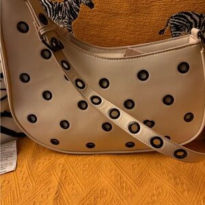 Betsey Johnson women’s shoulder bag. Very cute!!